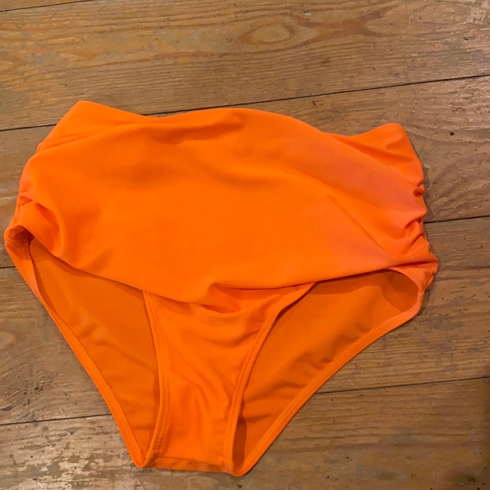 NWOT high waisted bikini bottoms